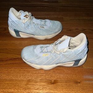 Dame 7 ‘Christmas Pack’ Size 10.5 men’s | perfect condition worn once